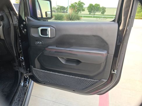 Used 2020 Jeep Gladiator Rubicon AWD/4WD image 27