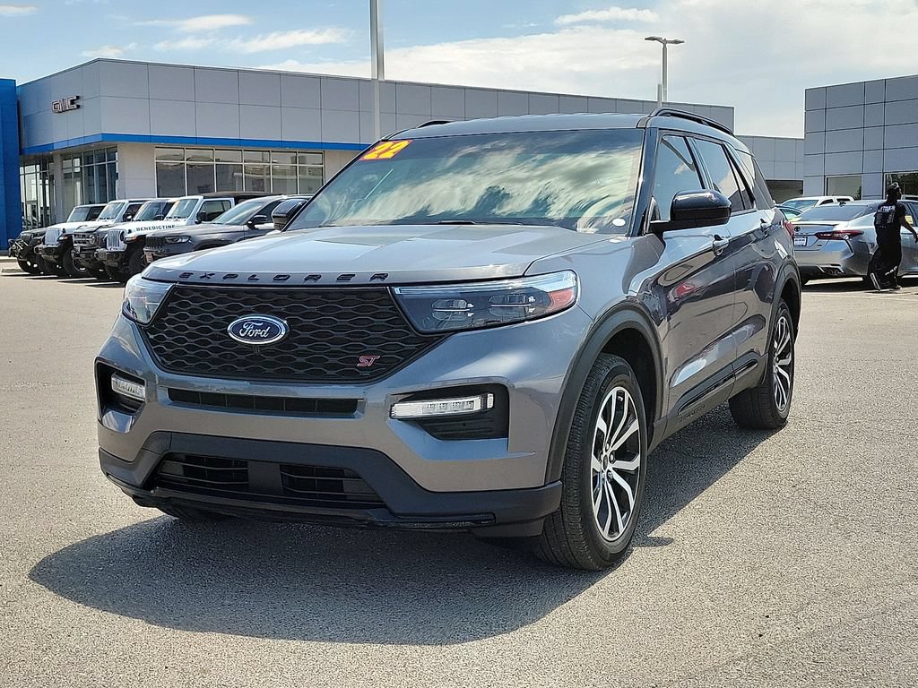 Used 2022 Ford Explorer ST AWD/4WD image 4