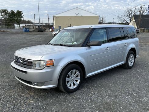 Used 2011 Ford Flex SE w/ Trailer Tow Pkg Class III image 4