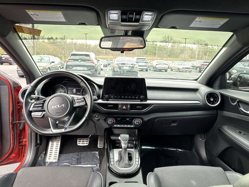 Used 2023 Kia Forte GT-Line w/ GT-Line Premium Package image 12