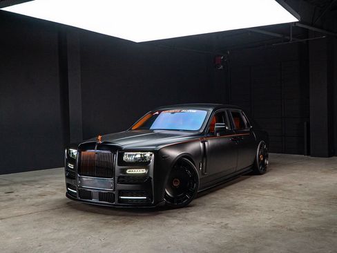 Used 2024 Rolls-Royce Phantom Sedan RWD image 70