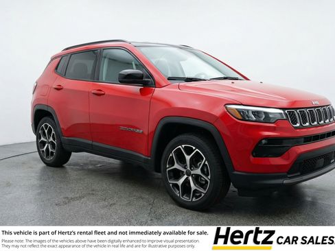 Used 2025 Jeep Compass Limited image 1