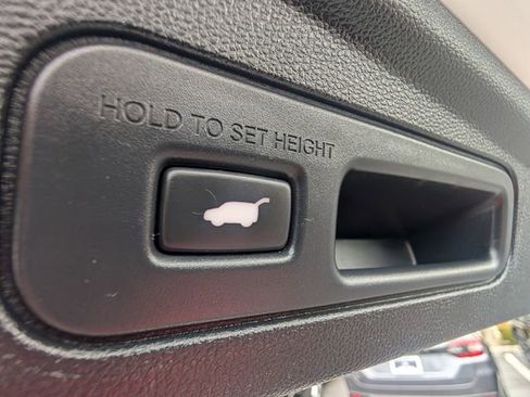 Used 2024 Acura MDX FWD image 13