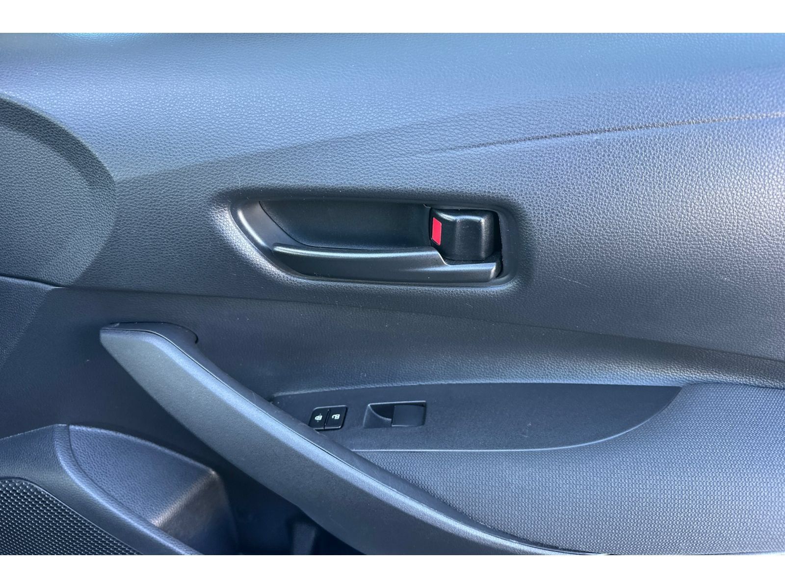 Certified 2025 Toyota Corolla LE FWD image 18