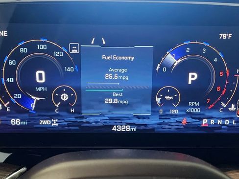 Used 2025 Chevrolet Suburban Premier AWD/4WD image 35