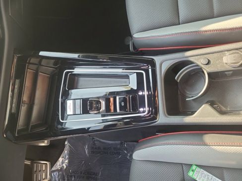 Used 2024 Volkswagen GTI SE image 15