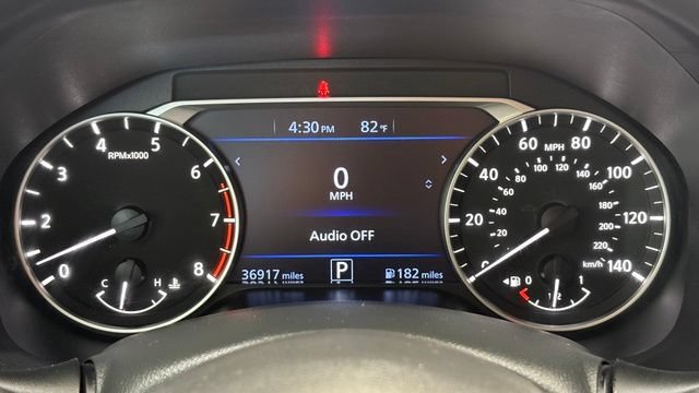 Used 2025 Nissan Altima 2.5 SV FWD image 31