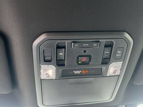 Used 2024 Toyota Sequoia Platinum AWD/4WD image 18