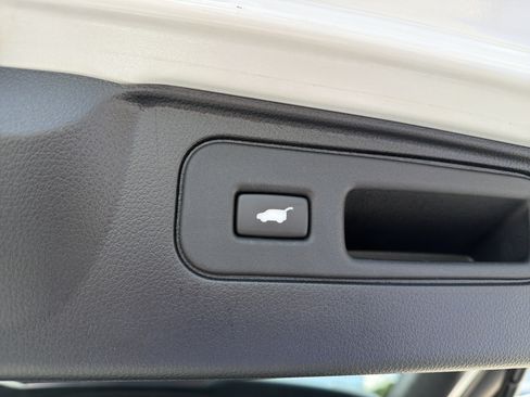 Used 2025 Honda Passport TrailSport image 23