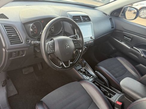Used 2024 Mitsubishi Outlander Sport LE AWD/4WD image 16