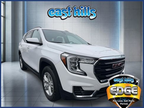 Certified 2023 GMC Terrain SLE w/ Driver Convenience Package AWD/4WD image 1