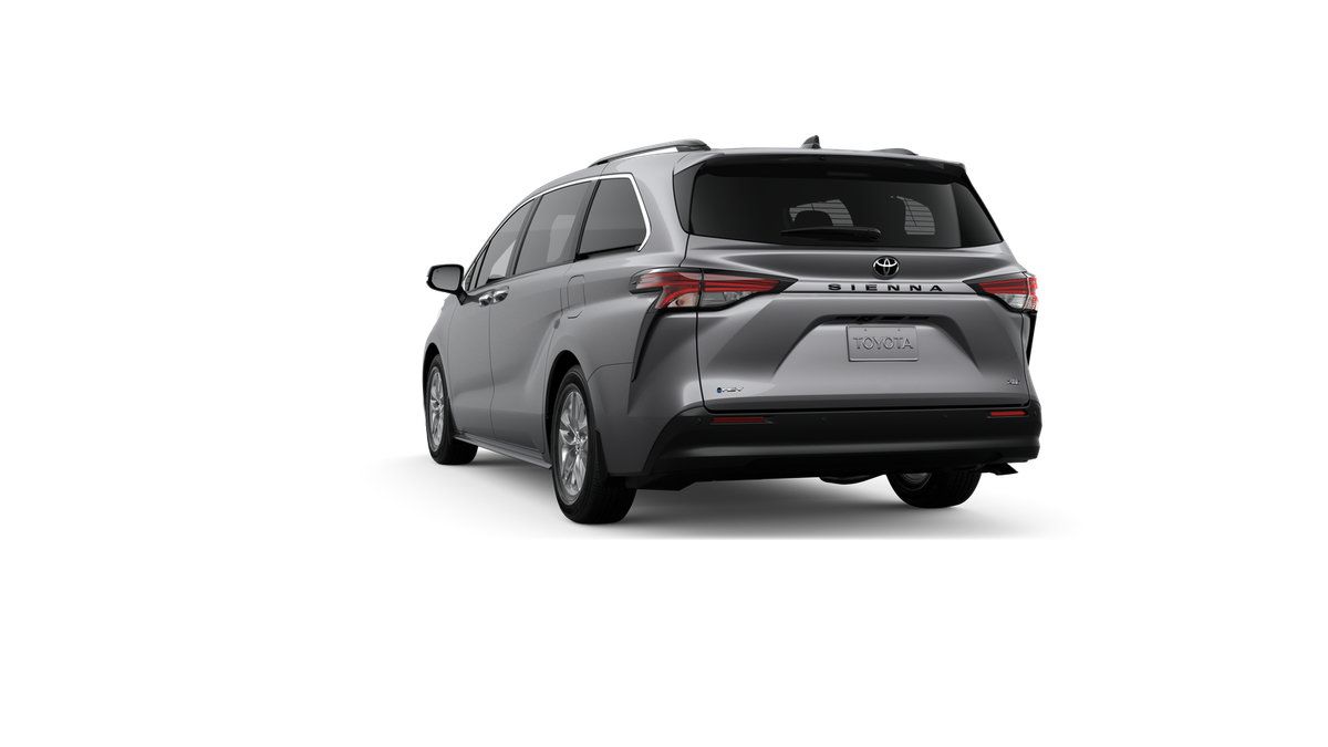 New 2026 Toyota Sienna XLE FWD image 7