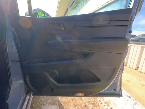 Used 2023 Honda Odyssey Sport image 17