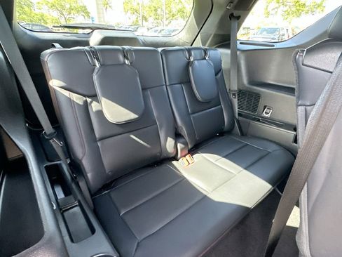 Used 2025 Ford Explorer ST-Line w/ Premium Package image 28