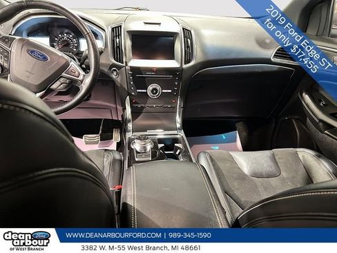Used 2019 Ford Edge ST w/ Cold Weather Package image 10