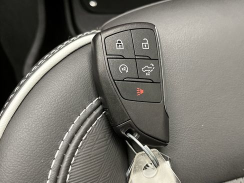 Certified 2024 GMC Sierra 2500 AT4X image 37