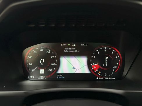 Used 2016 Volvo XC90 T6 Inscription w/ Vision Package image 10