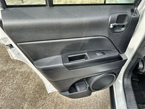 Used 2016 Jeep Patriot Sport w/ Power Value Group image 15