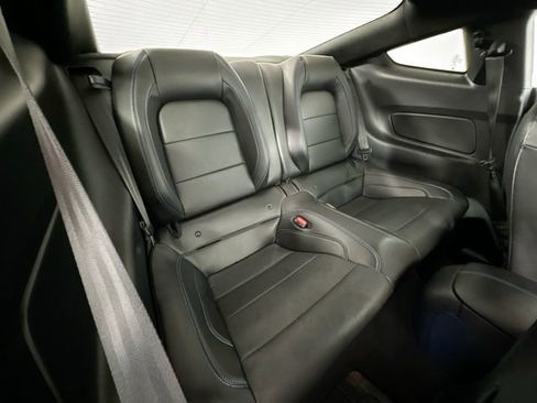 Used 2021 Ford Mustang GT Premium w/ Equipment Group 401A RWD image 27