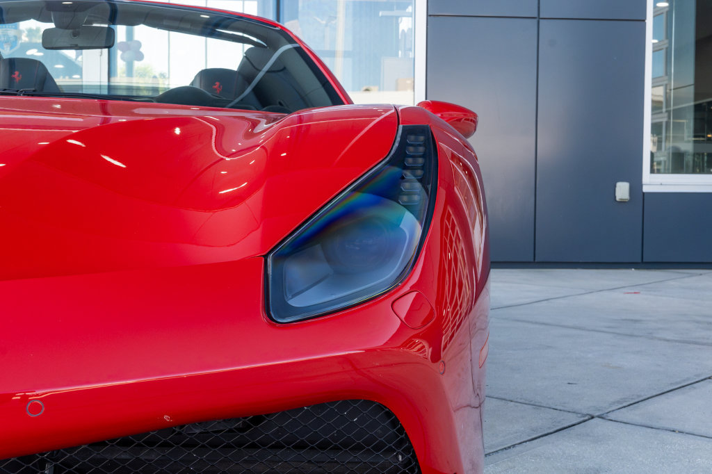 Used 2018 Ferrari 488 Spider RWD image 6