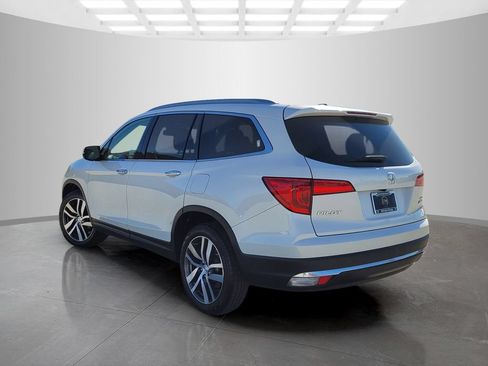Used 2018 Honda Pilot Touring image 6
