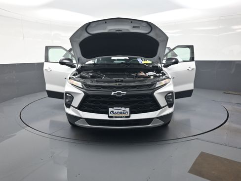 Used 2024 Chevrolet Blazer LT w/ Convenience Package AWD/4WD image 8