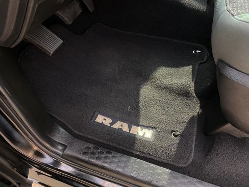 Used 2019 RAM 1500 Big Horn image 14