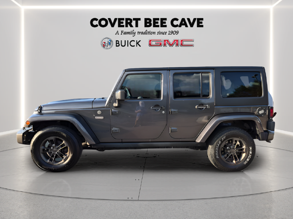 Used 2016 Jeep Wrangler Unlimited Sahara AWD/4WD image 5