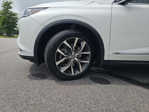 Certified 2024 Acura MDX w/ Technology Package FWD image 33