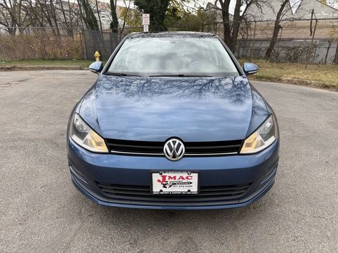 Used 2016 Volkswagen Golf SE image 8