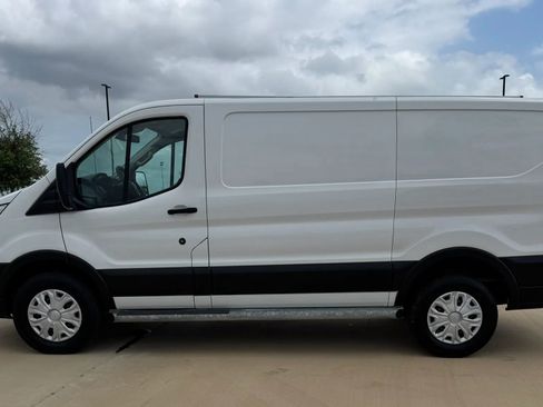 Used 2019 Ford Transit 250 130 Low Roof w/ Exterior Upgrade Package RWD image 10