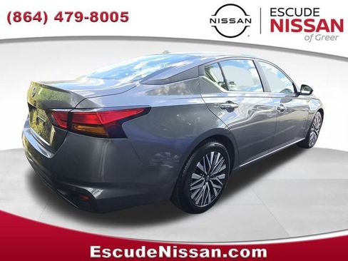 Certified 2025 Nissan Altima 2.5 SV image 4