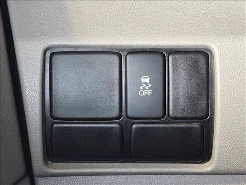 Used 2014 Honda Odyssey LX image 16