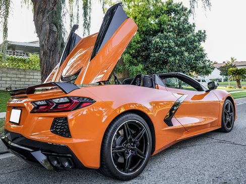 Used 2023 Chevrolet Corvette Stingray Preferred Conv w/ Z51 Performance Package RWD image 22