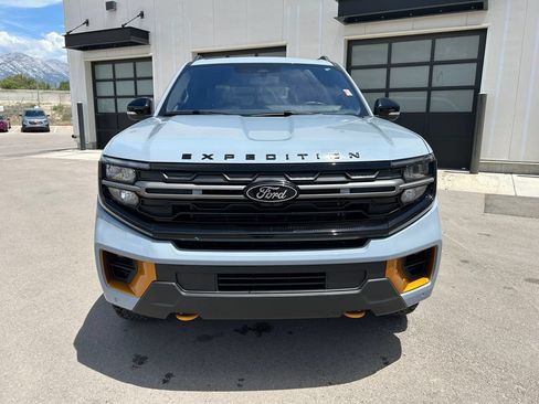 Used 2025 Ford Expedition Tremor AWD/4WD image 5