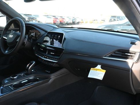 New 2026 Cadillac CT4 V image 25