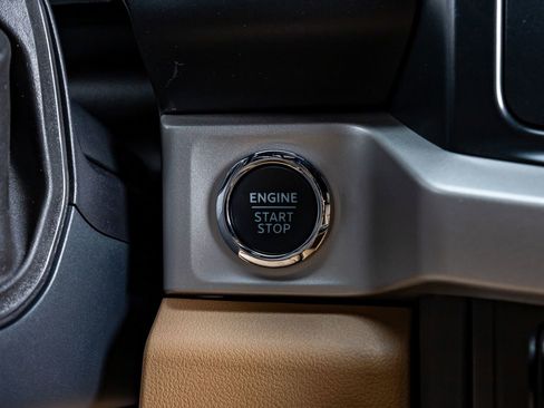 Used 2026 Ford F450 XLT w/ XLT Premium Package image 22