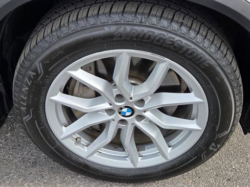 Used 2019 BMW X5 xDrive50i w/ Off-Road Package AWD/4WD image 10