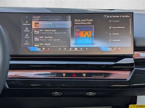 New 2026 BMW i5 eDrive40 w/ M Sport Package RWD image 13