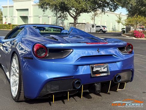 Used 2018 Ferrari 488 Spider image 47