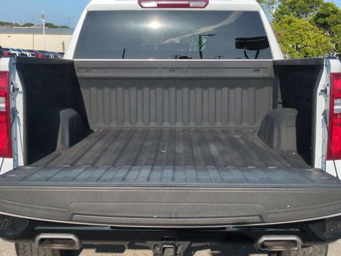 Used 2024 Chevrolet Silverado 1500 LT Trail Boss AWD/4WD image 26