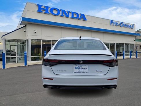 Used 2023 Honda Accord Sport image 5