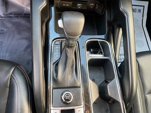 Used 2022 Kia Telluride LX image 17