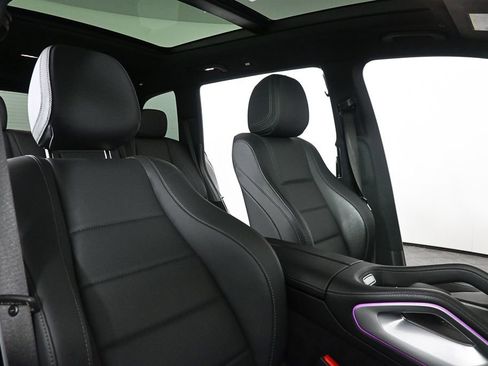 Certified 2024 Mercedes-Benz GLS 450 4MATIC image 19