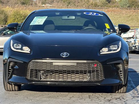 Used 2023 Toyota GR86 Premium image 9