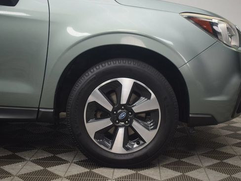 Used 2017 Subaru Forester 2.5i Premium AWD/4WD image 34