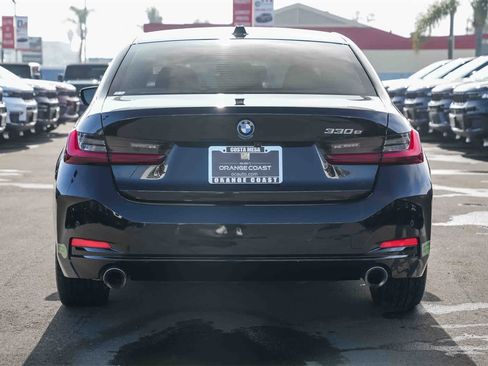 Used 2023 BMW 330e w/ Driving Assistance Package image 5