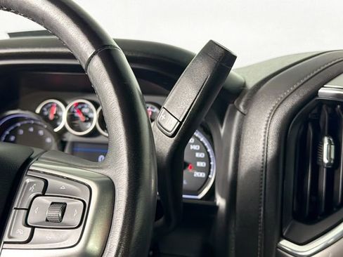 Used 2022 Chevrolet Silverado 1500 LT Trail Boss w/ Bed Protection Package AWD/4WD image 16