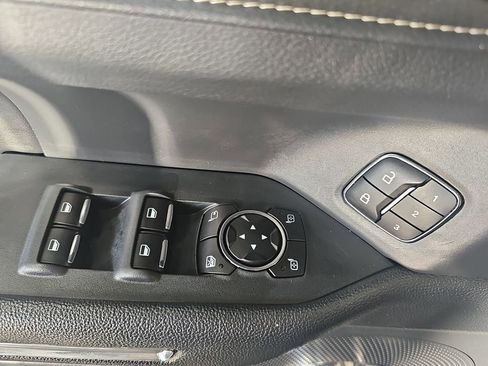 Used 2024 Ford Expedition Max XLT AWD/4WD image 28