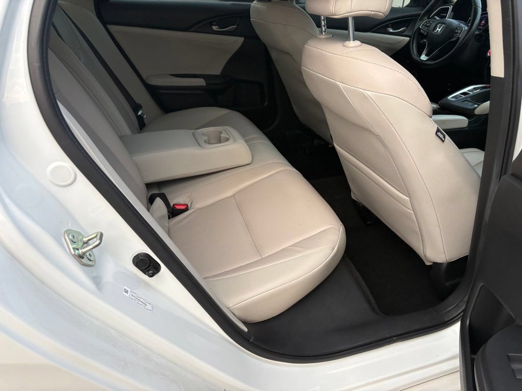 Used 2020 Honda Insight Touring image 12